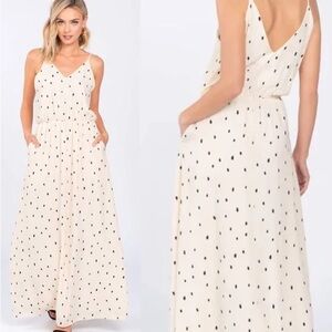 EVERLY DOT FLOWY SWEETHEART MAXI DRESS SIZE SMALL